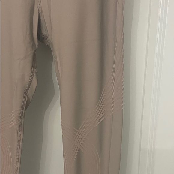 Fanka Body Sculpt Reversible Leggings - Picture 4 of 8